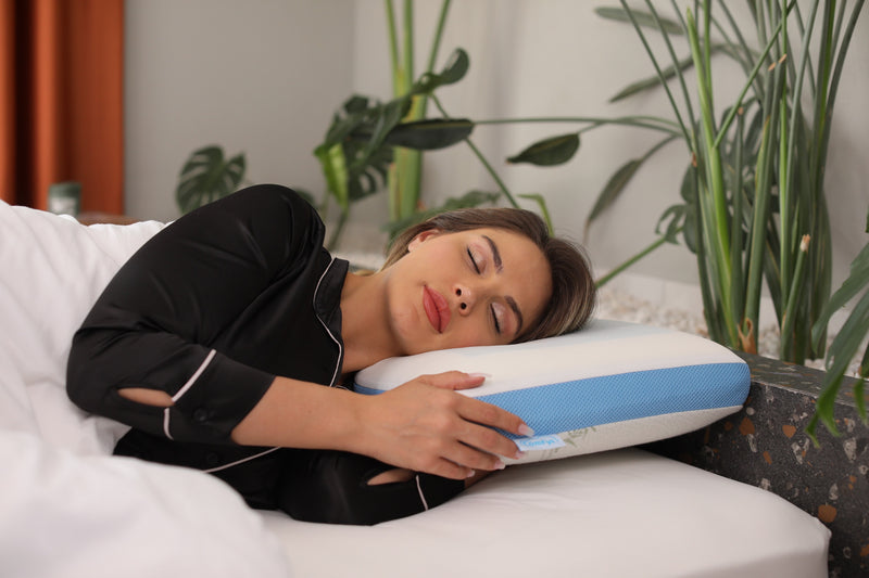 Comfyt Cervical Pillow Cooling Pillow - Memory Foam Pillow - Sleeping Pillow Bed Pillow Gel Layer Provides Coolness Bamboo Pillo